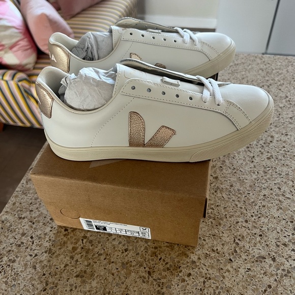 Veja Shoes - Veja White Sneakers with Metallic Rose Gold V Logo